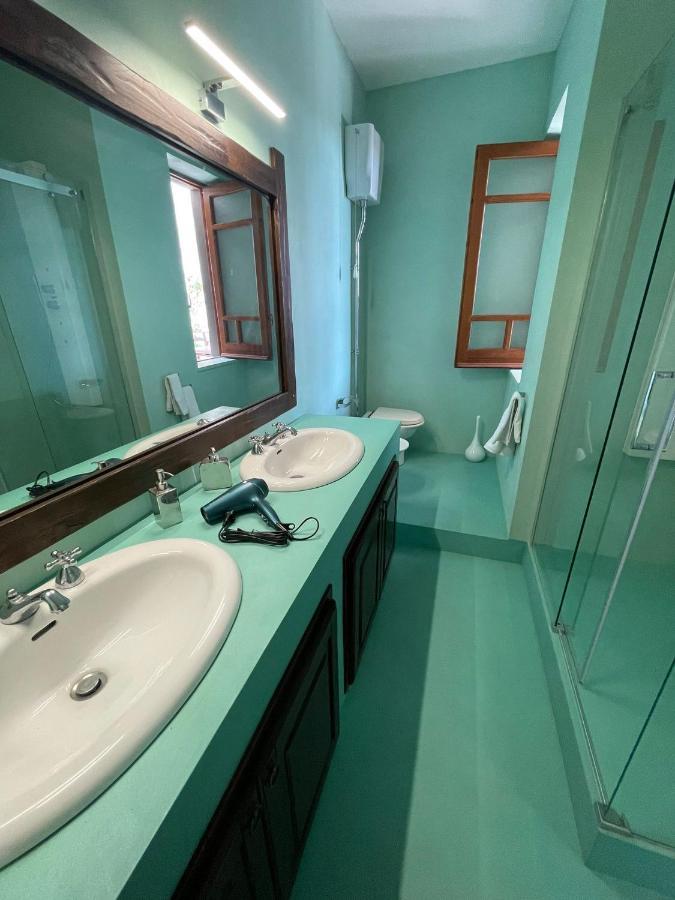 Domus Parva - Villa Con Bio-Piscina, Spa Privata E Appartamenti Panoramici Баколи Экстерьер фото