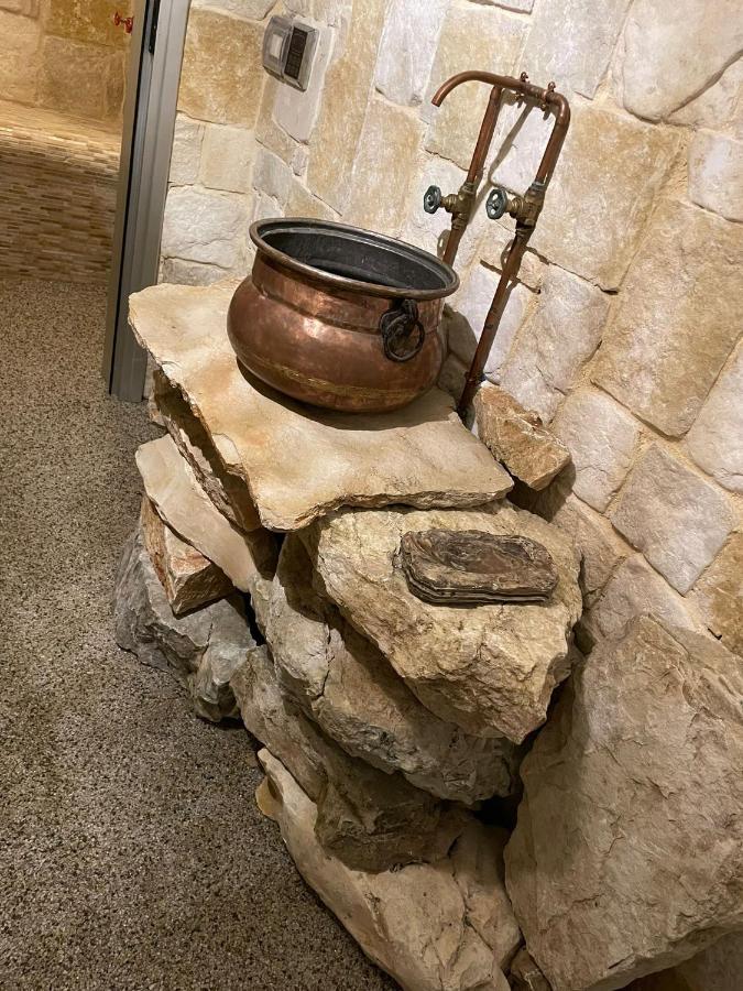 Domus Parva - Villa Con Bio-Piscina, Spa Privata E Appartamenti Panoramici Баколи Экстерьер фото